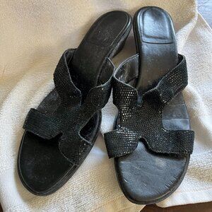 Women's Vanelli Black Open Toe Sandals Size 7.5